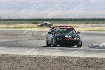 media/Jun-01-2024-CalClub SCCA (Sat) [[0aa0dc4a91]]/Group 5/Race/